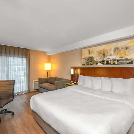 Comfort Inn Airport Winnipeg Esterno foto