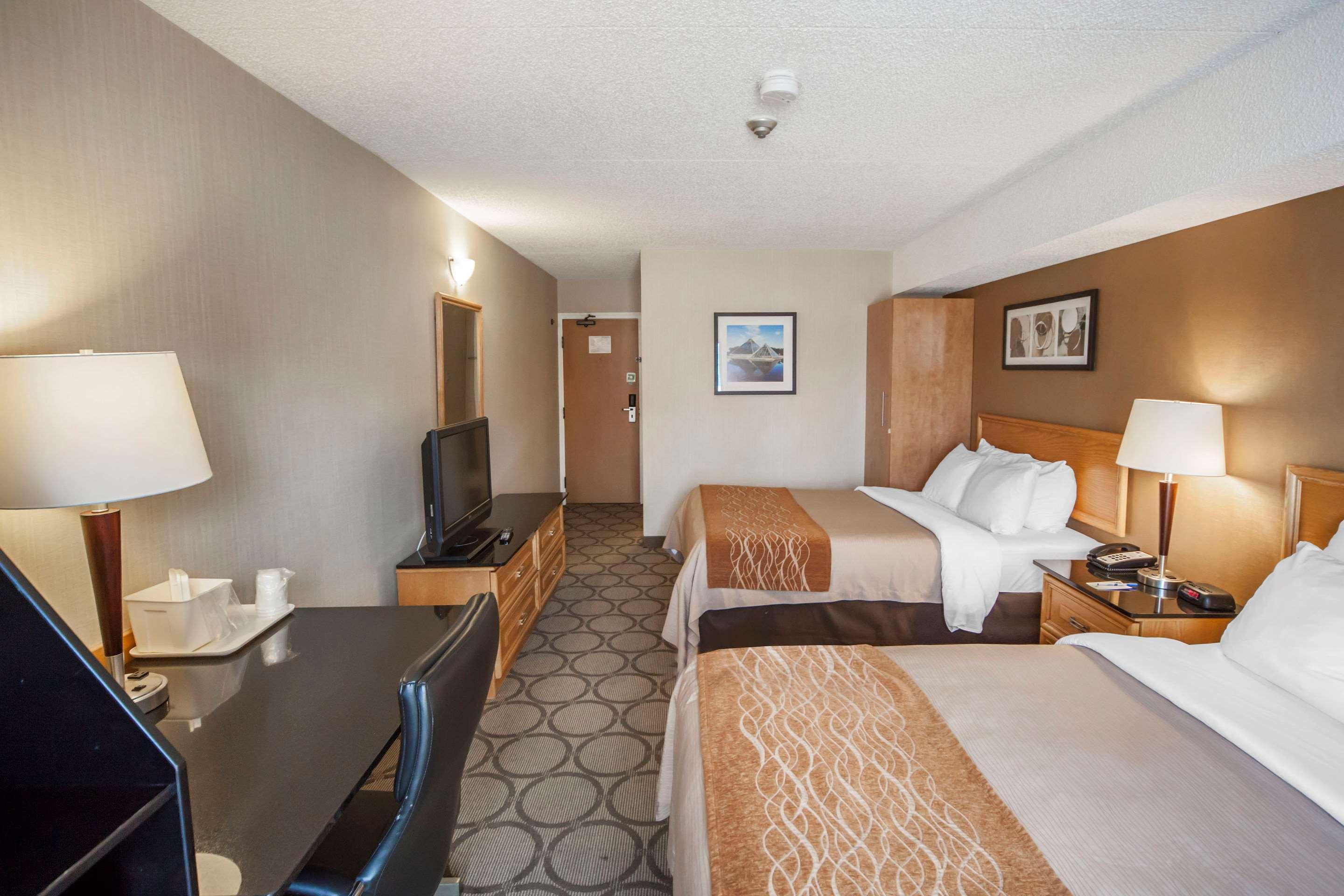 Comfort Inn Airport Winnipeg Esterno foto