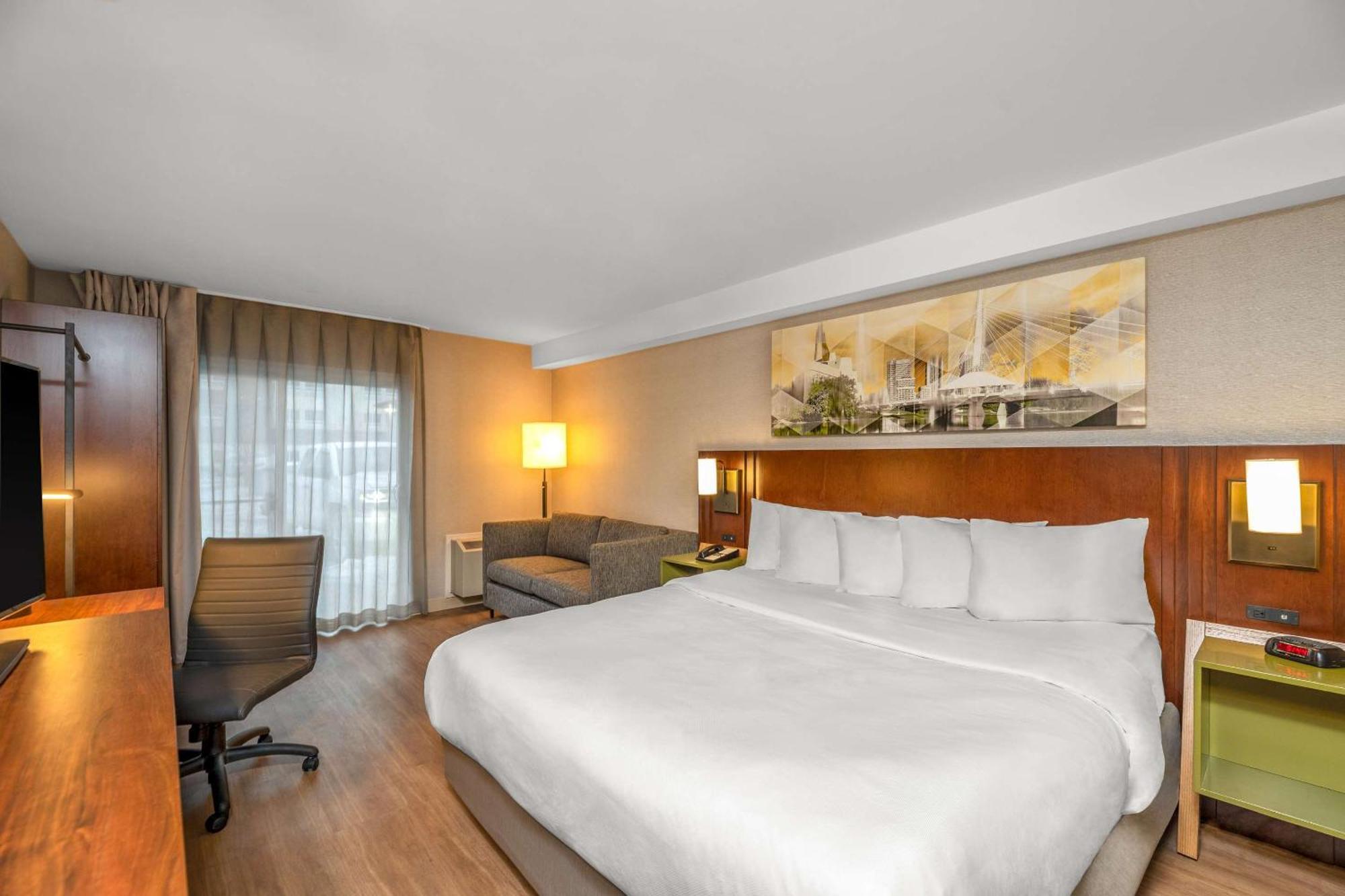 Comfort Inn Airport Winnipeg Esterno foto